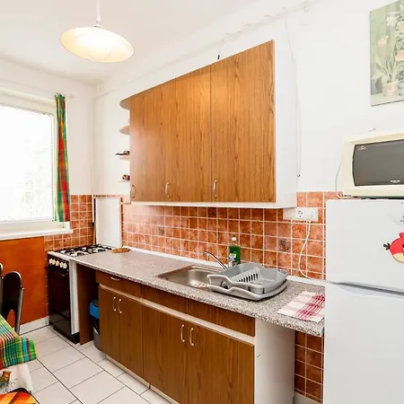 Pajdos Apartmanhaz * Эгер