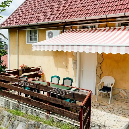 Pajdos Apartmanhaz Эгер